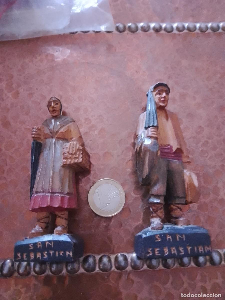 Antig&uuml;edades: Figuras san Sebasti&aacute;n de madera a&ntilde;os 50,60 aproximado