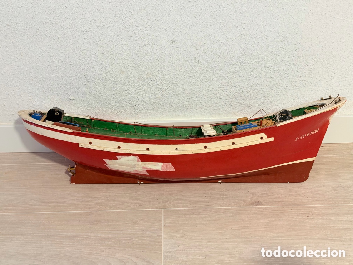 Antig&uuml;edades: Maqueta de Barco Pesquero con Piezas extra