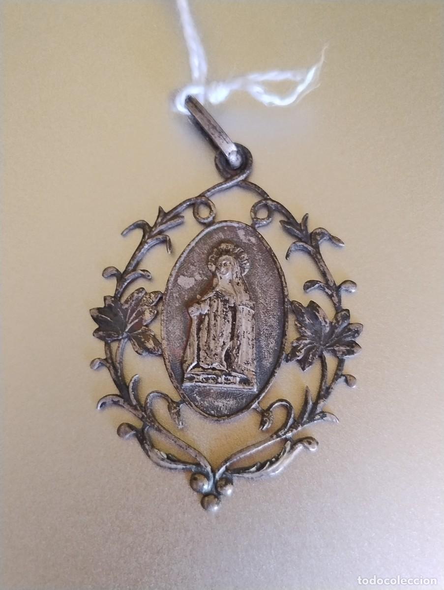 Antig&uuml;edades: Antigua Medalla religiosa de Santa Teresa de Jes&uacute;s.
