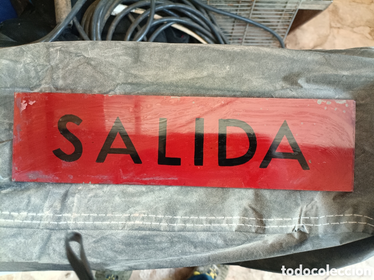 Antig&uuml;edades: Cartel de vidrio pintado SALIDA.