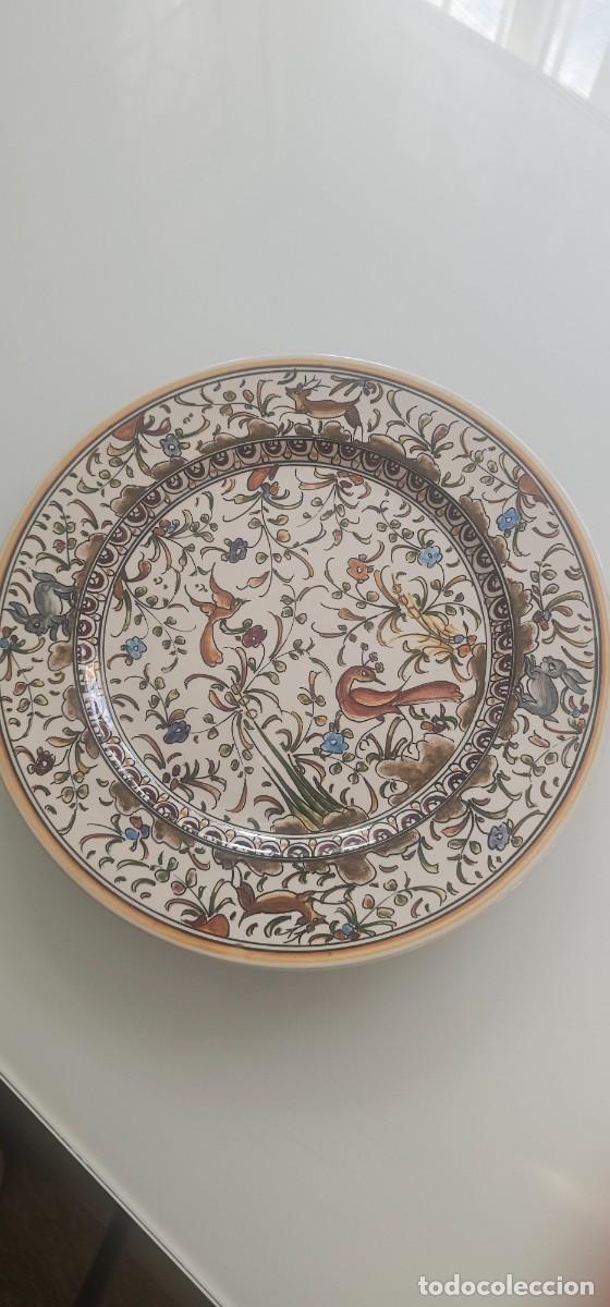 Antiguidades: Precioso plato pintado a mano relicario siglo XVII