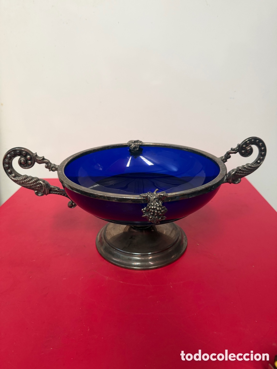 Antig&uuml;edades: Centro de mesa cristal azul y metal vintage
