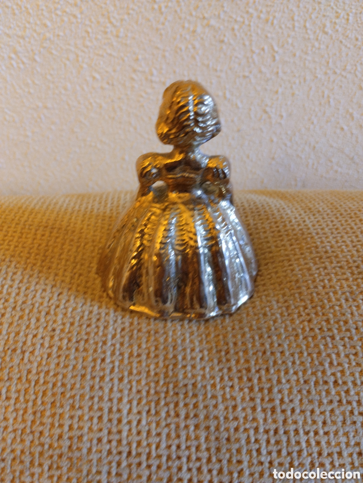 Antig&uuml;edades: Campanilla antigua bronce - Foto 3