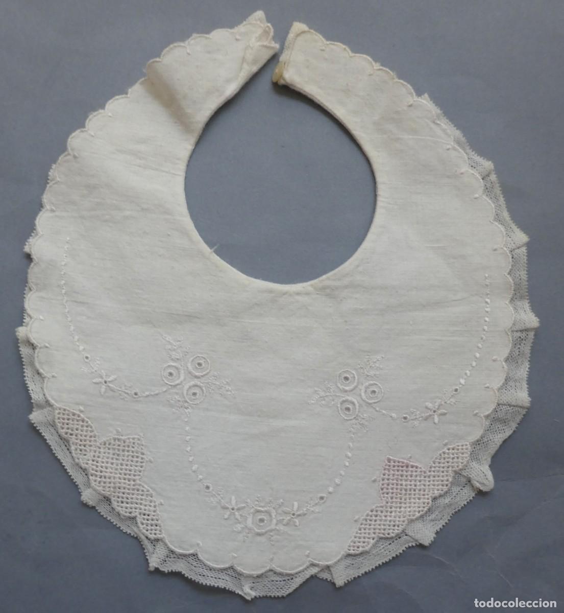 Antig&uuml;edades: ANTIGUO BORDADO PARA BEBE O MU&Ntilde;ECA PRIMERA MITAD S.XX