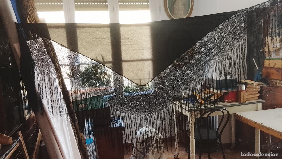 Antig&uuml;edades: ENREJADO MANTON CON FLECOS NEGRO , VER MEDIDAS EN CROQUIS - PARA ARREGLAR