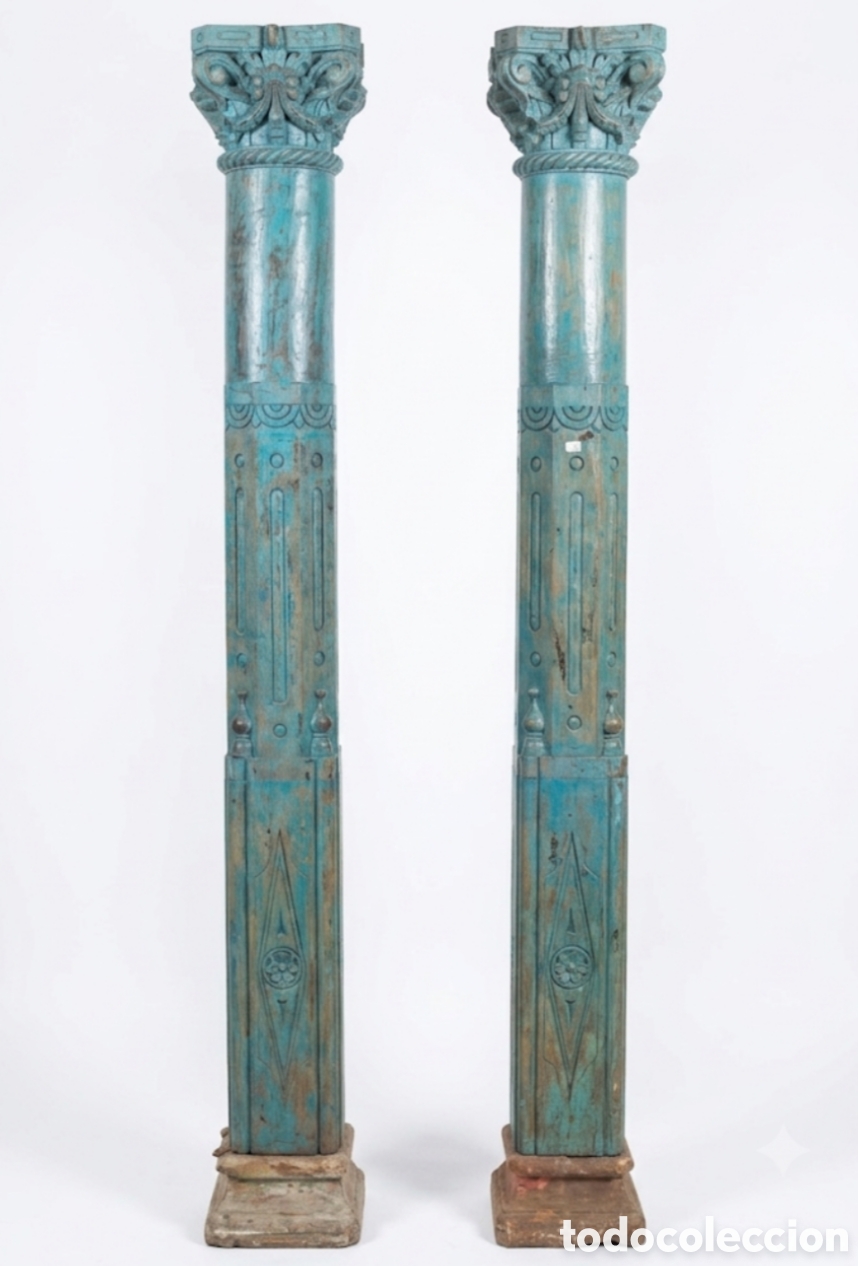 Antig&uuml;edades: Pareja de Columnas Antiguas de Madera Tallada - P&aacute;tina Azul Turquesa - 250 cm
