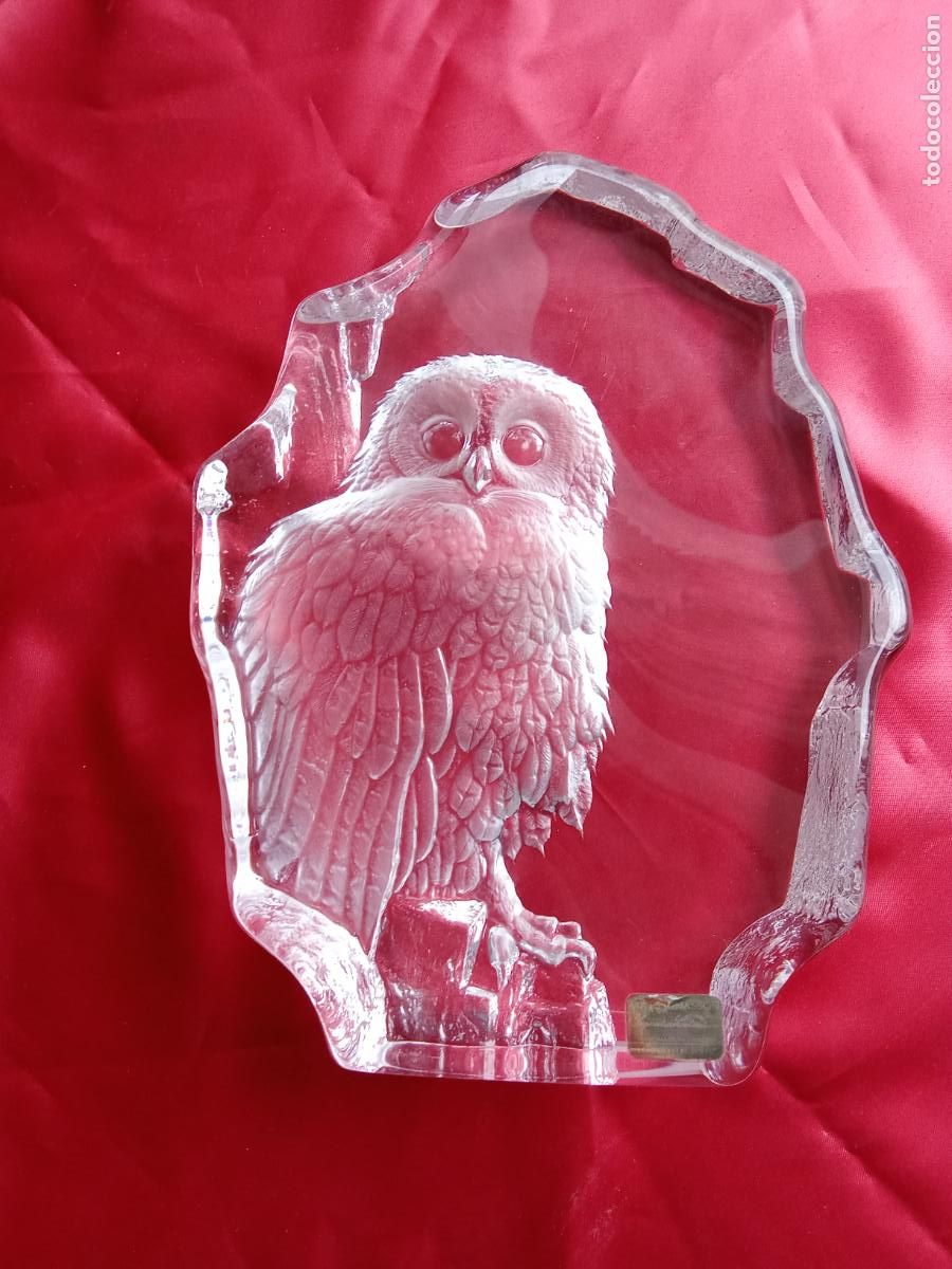 Antig&uuml;edades: Pisapapeles hecho a mano, original marca Mats Joansson. Caja Cristal