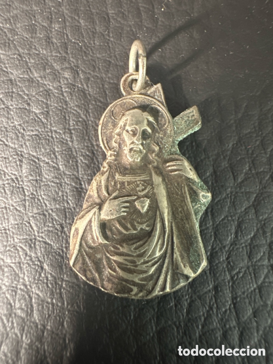 Antig&uuml;edades: Medalla antigua de Jesucristo de plata