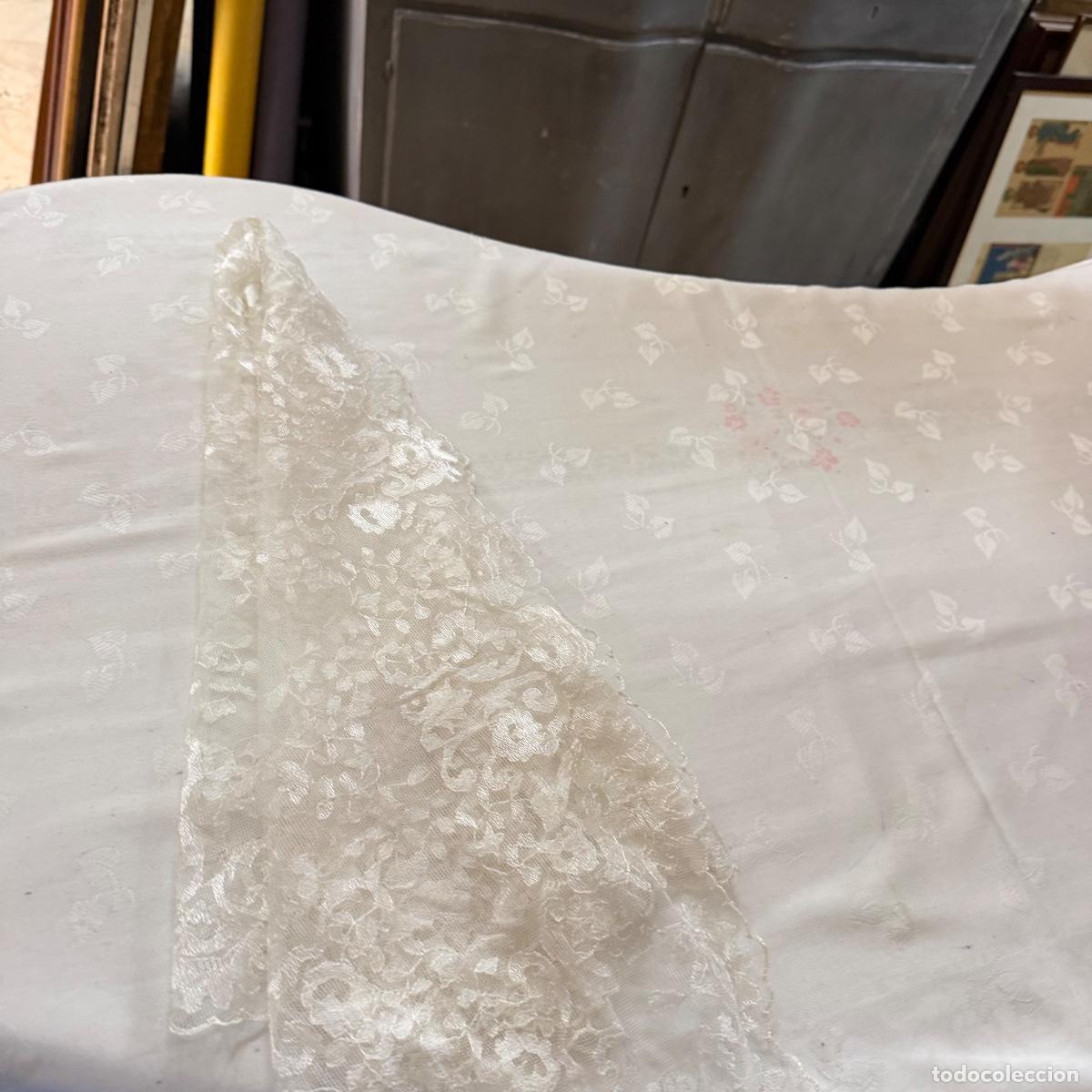 Antig&uuml;edades: Mantilla velo blanco - Foto 6