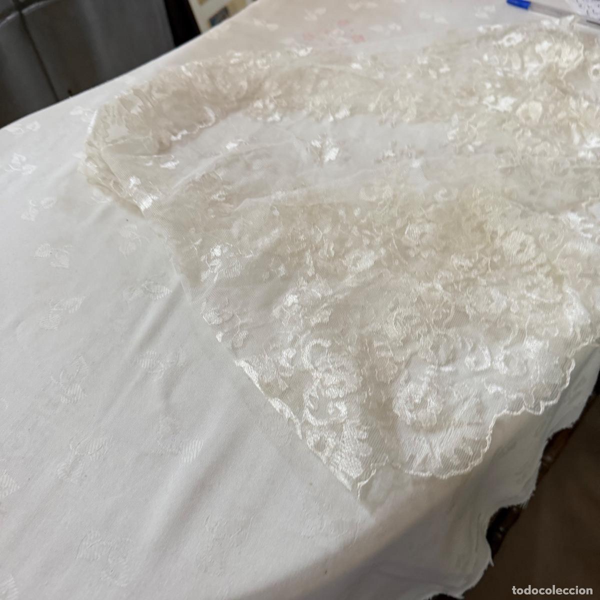 Antig&uuml;edades: Mantilla velo blanco - Foto 11