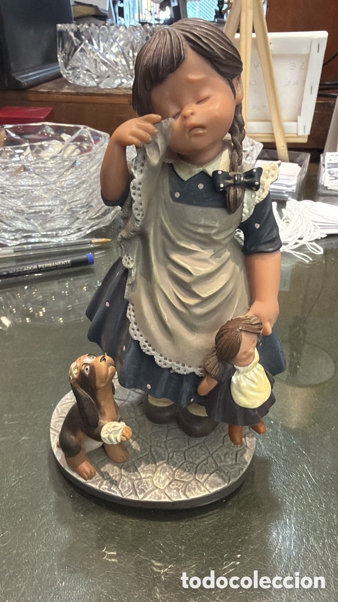 Antig&uuml;edades: FIGURA NADAL NI&Ntilde;A LLORANDO