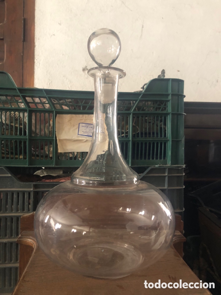 Antig&uuml;edades: Botella antigua cristal soplado con tap&oacute;n