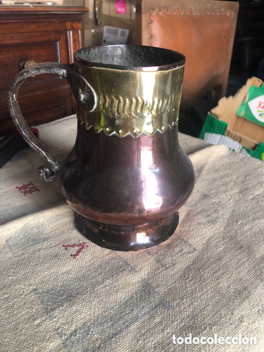 Antig&uuml;edades: ANTIGUA JARRA O CHOCOLATERA POPULAR DE COBRE
