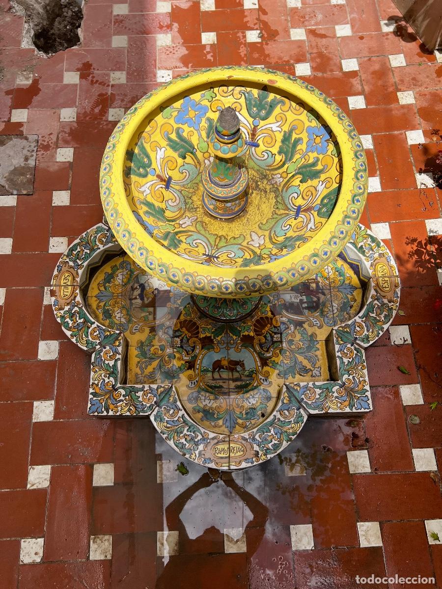 Antig&uuml;edades: Fuente ceramica RAMOS REJANO