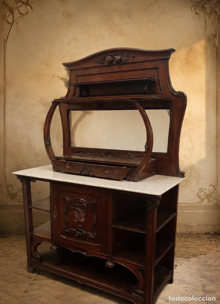 Antiguidades: Aparador antiguo estilo Art Nouveau. Mueble Auxiliar Sal&oacute;n antiguo estilo Modernista.