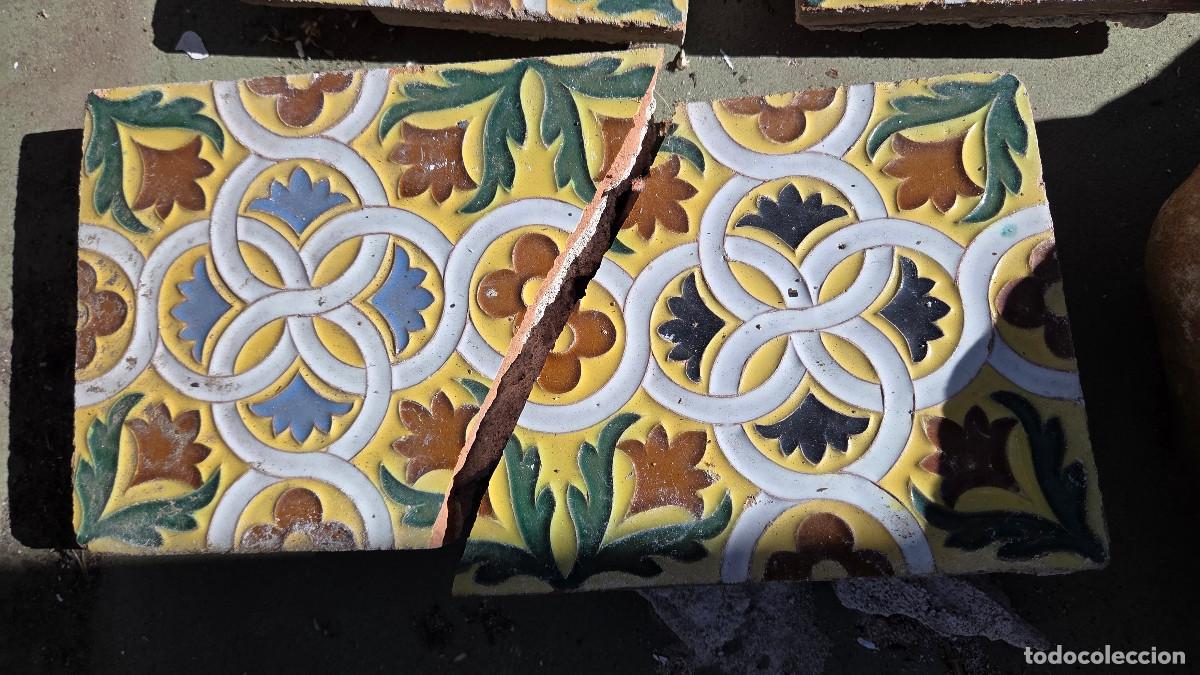 Antig&uuml;edades: azulejo antiguo de triana - Foto 1