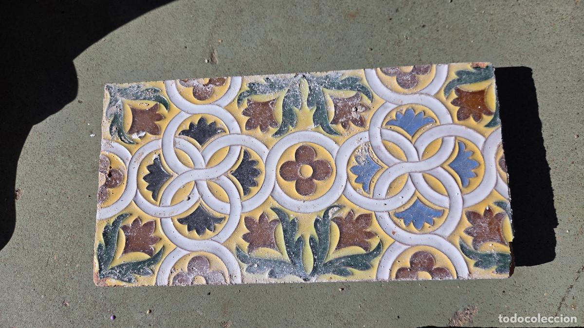 Antig&uuml;edades: azulejo antiguo de triana - Foto 1