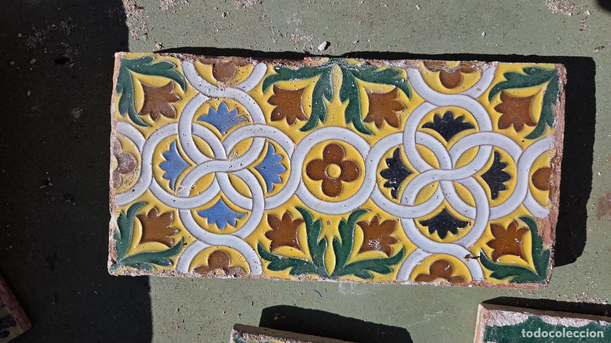 Antig&uuml;edades: azulejo de triana antigua