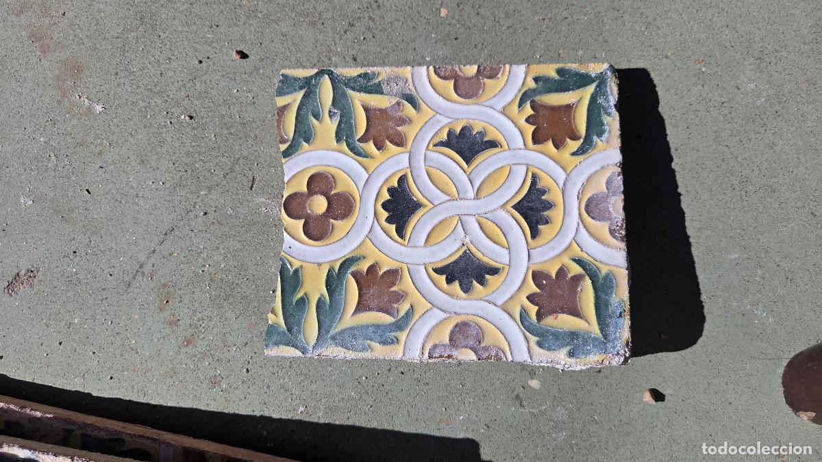 Antig&uuml;edades: azulejo de triana antigua - Foto 1