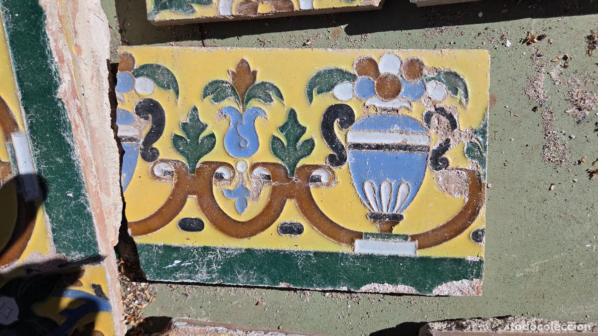 Antig&uuml;edades: azulejo de triana antigua