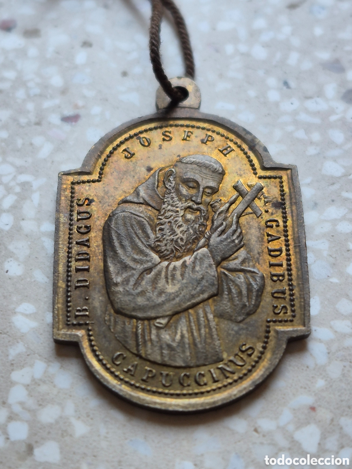 Antig&uuml;edades: Medalla del Beato Diego Jos&eacute; de C&aacute;diz y la Inmaculada (siglo XIX) con Cord&oacute;n Original - Excelente