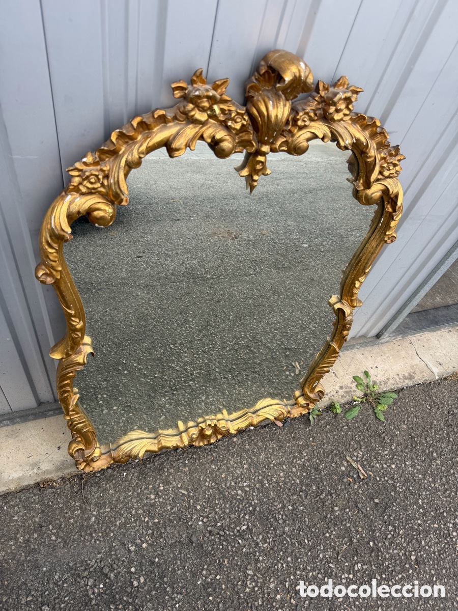 Antig&uuml;edades: Espejo Luis XV dorado estilo cornucopia - Foto 1
