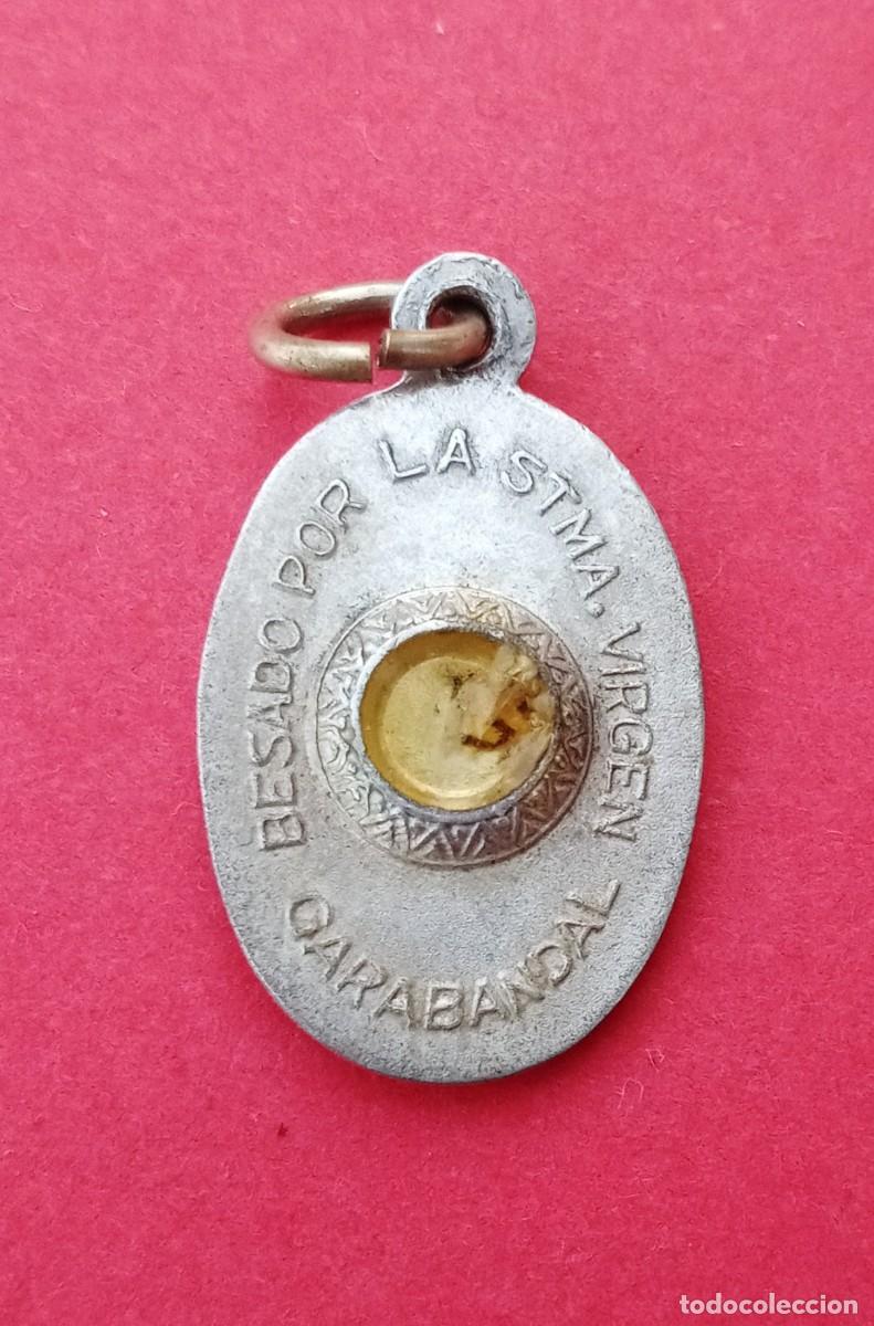 Antig&uuml;edades: MEDALLA RELICARIO VIRGEN DE GARABANDAL. TOCADO POR LA SANT&Iacute;SIMA VIRGEN.