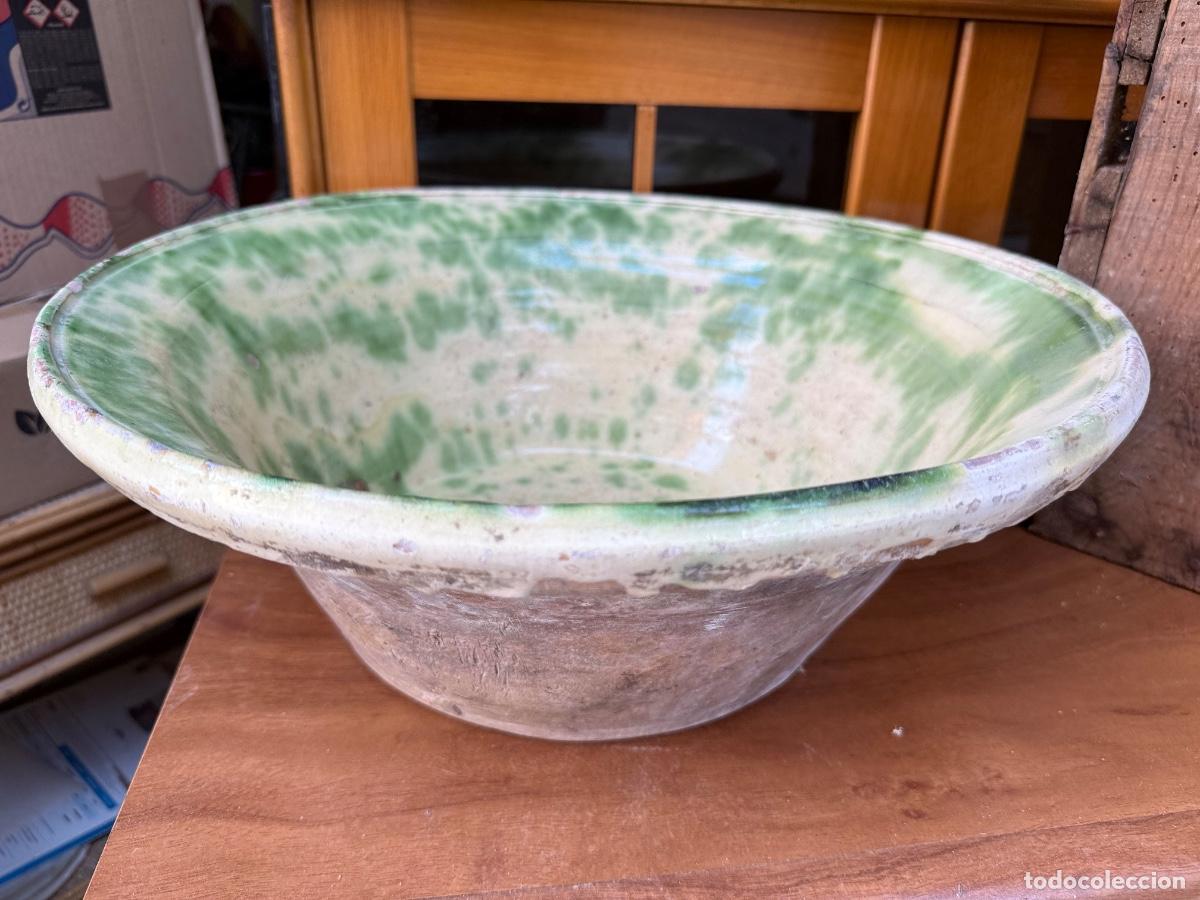 Antig&uuml;edades: Magnifico lebrillo o gibrell en ceramica esmaltada. 44x16cms. S.XIX-XX