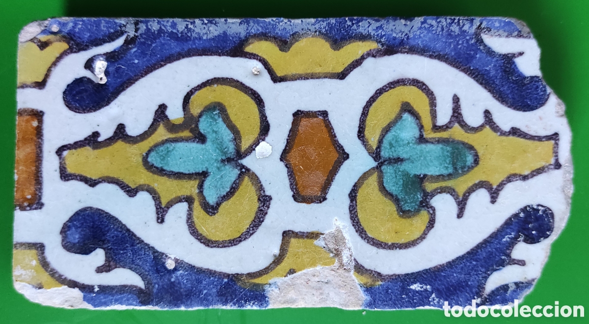 Antig&uuml;edades: Azulejo de Triana del siglo XVI.