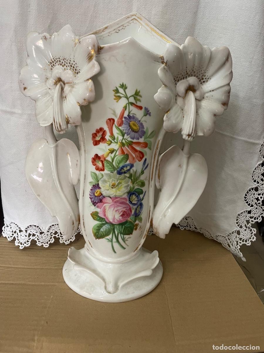 Antig&uuml;edades: ANTIGUO JARRON FRANCES DE PORCELANA ISABELINO S. XIX GRAN TAMA&Ntilde;O 42,5X29 CM. BUEN ESTADO