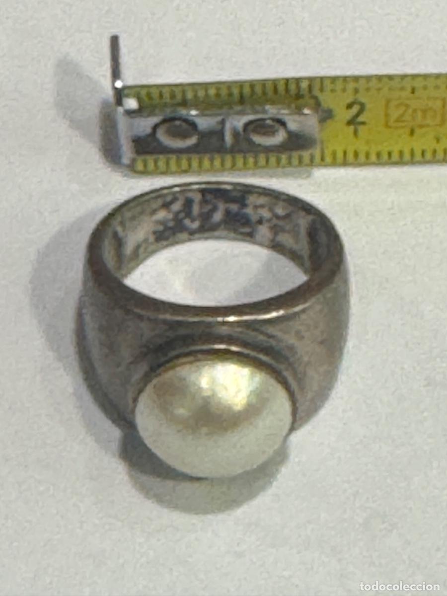 Antig&uuml;edades: ANILLO DE PLATA CON PERLA / COMPRA MIN&Iacute;MA 5 &euro;
