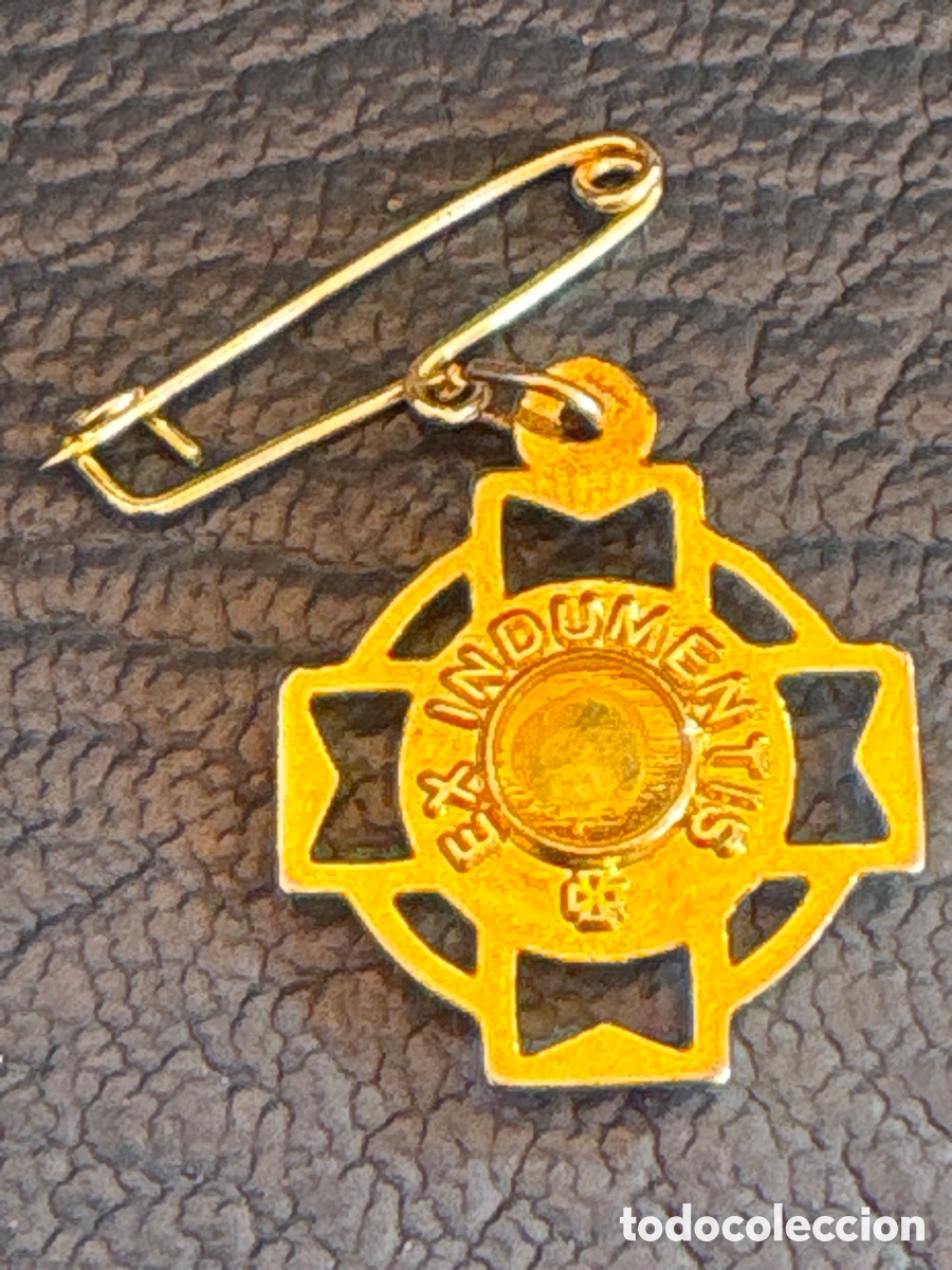 Antig&uuml;edades: Medalla con reliquia de Ex Indumentis - Foto 3