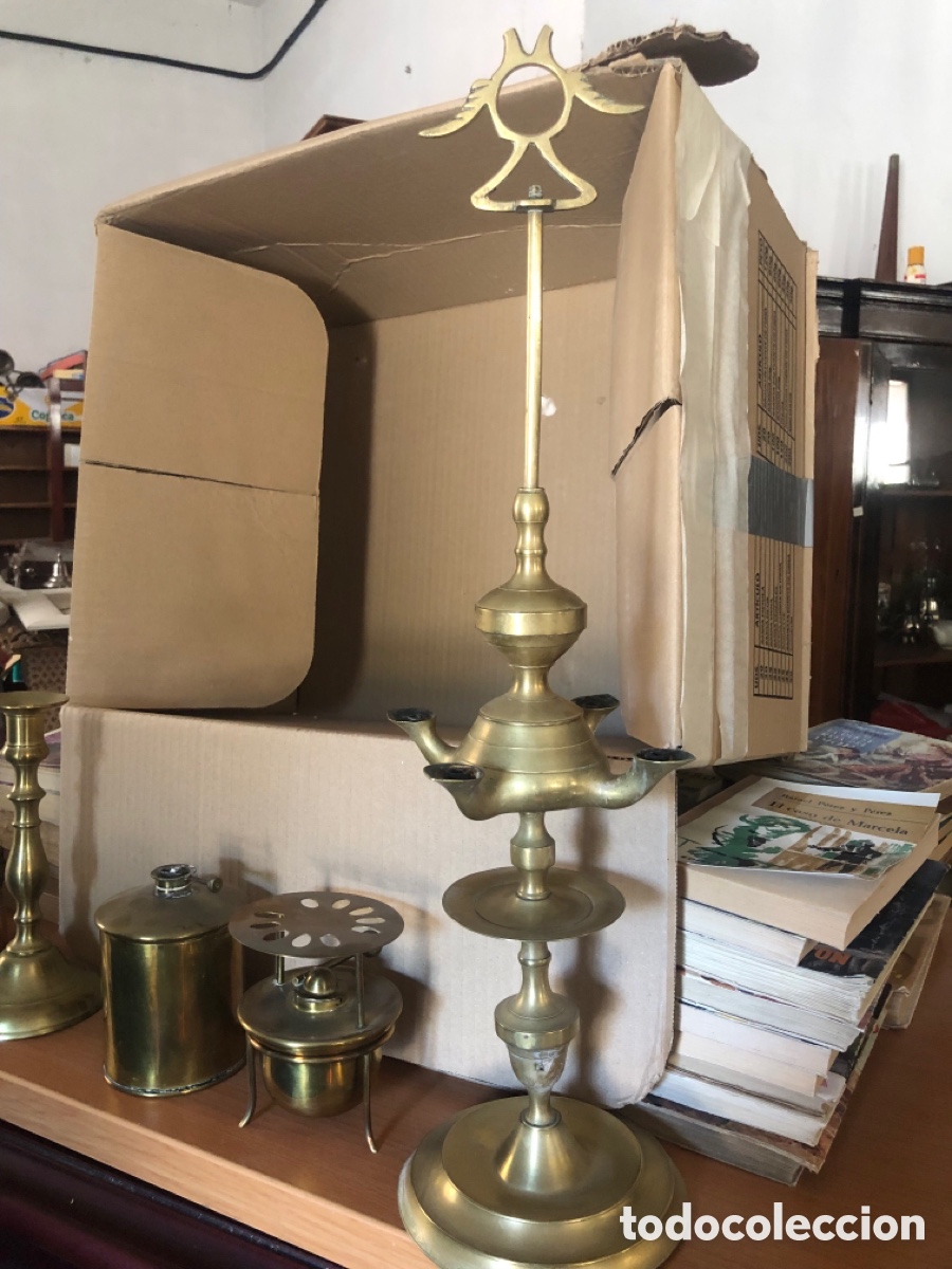Antig&uuml;edades: Antigua L&aacute;mpara de Aceite, Candil, Vel&oacute;n - Bronce - S. XVIII