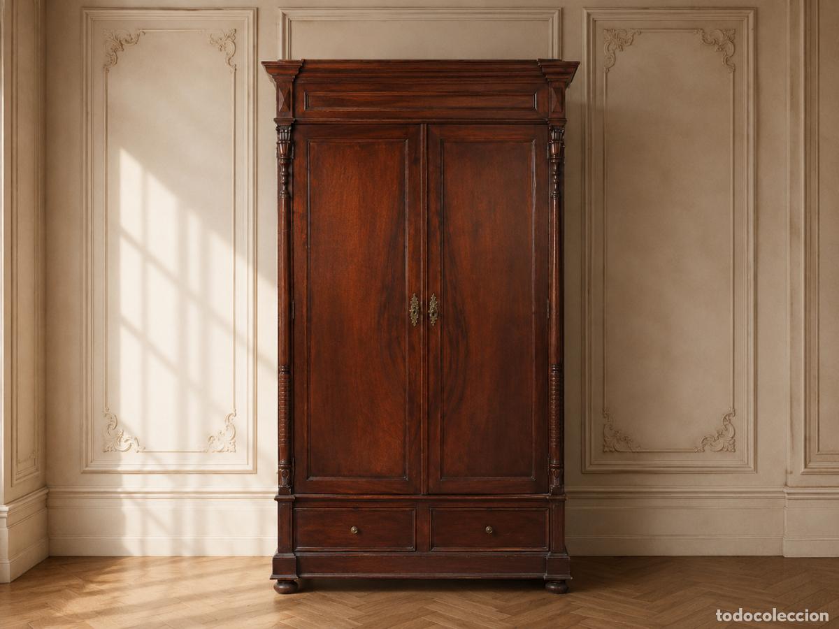 Antiguidades: Armario antiguo estilo Alfonsino. Mueble ropero antiguo tipo Taquilla antigua estilo Industrial.