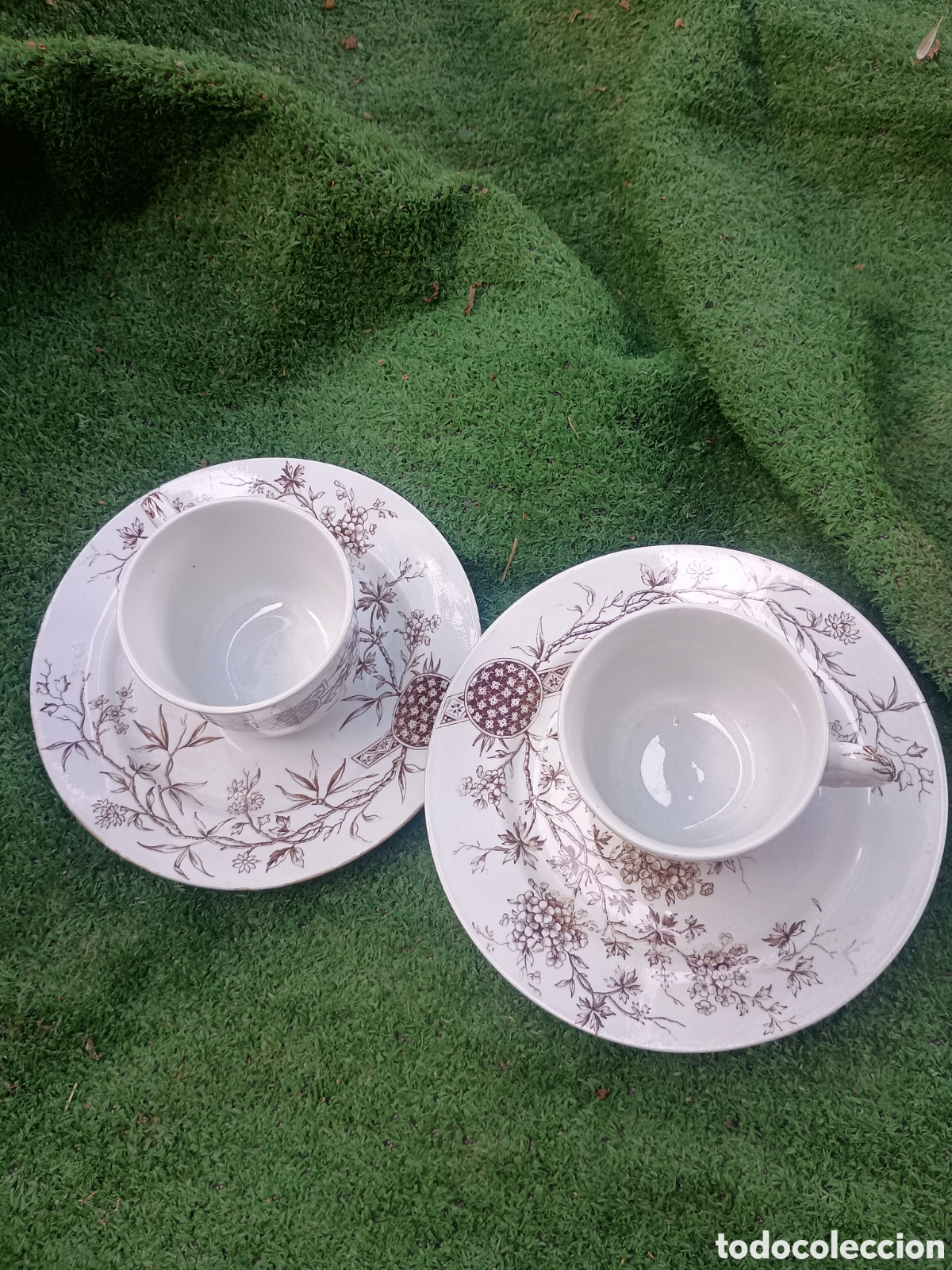 Antig&uuml;edades: Tazas y platos la cartuja Pikman