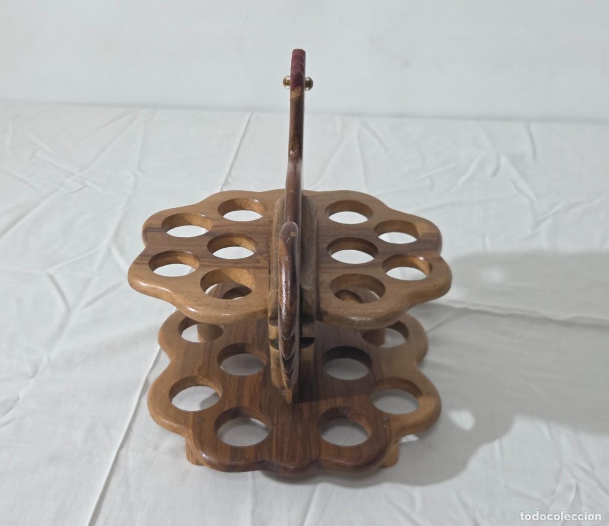 Antig&uuml;edades: Huevera fabricada en madera forma de gallina - Foto 4