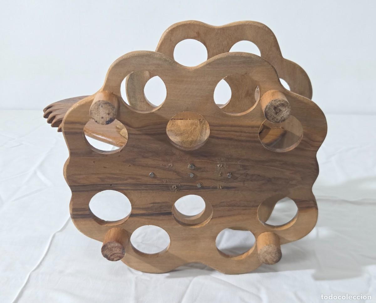 Antig&uuml;edades: Huevera fabricada en madera forma de gallina - Foto 12