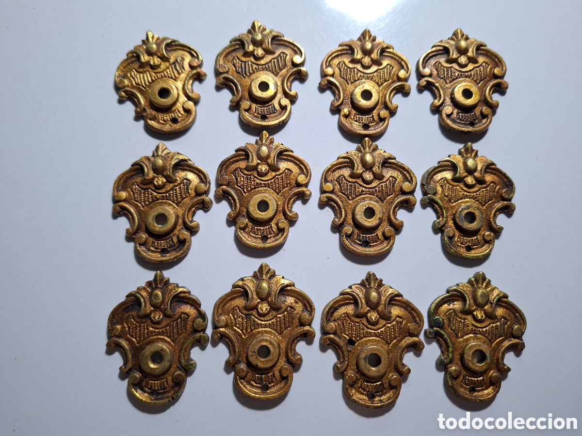 Antig&uuml;edades: 12 EMBELLECEDORES ANTIGUOS PARA CAJONES EN BRONCE