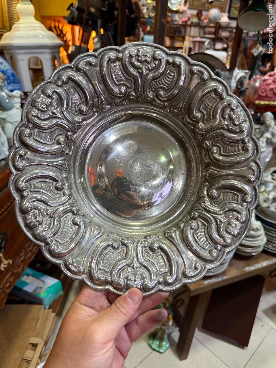 Antig&uuml;edades: BANDEJA DE ALPACA IDEAL PARA ACTO RELIGIOSO - MEDIDA 27,5 CM