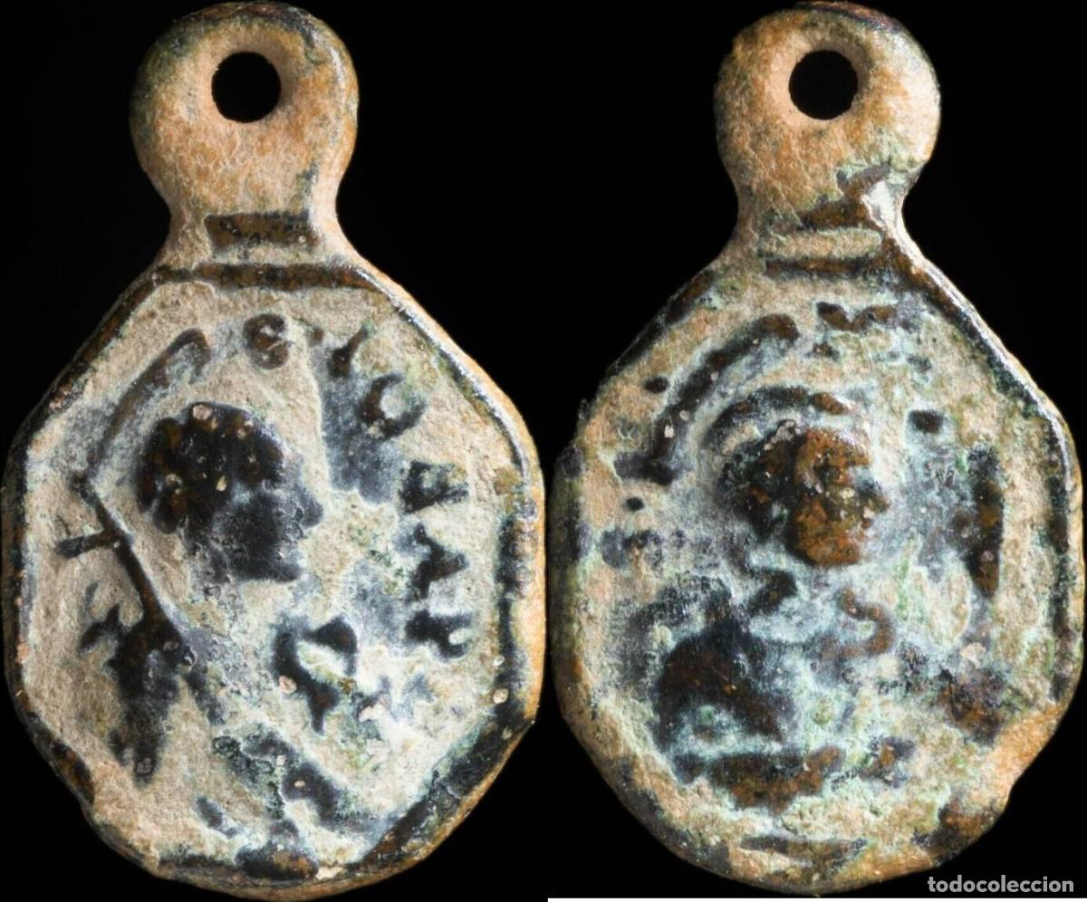 Antig&uuml;edades: Religious Medal XVI-XVII centuries, S. Juan Bautista / S. Barbara - 18x11 mm