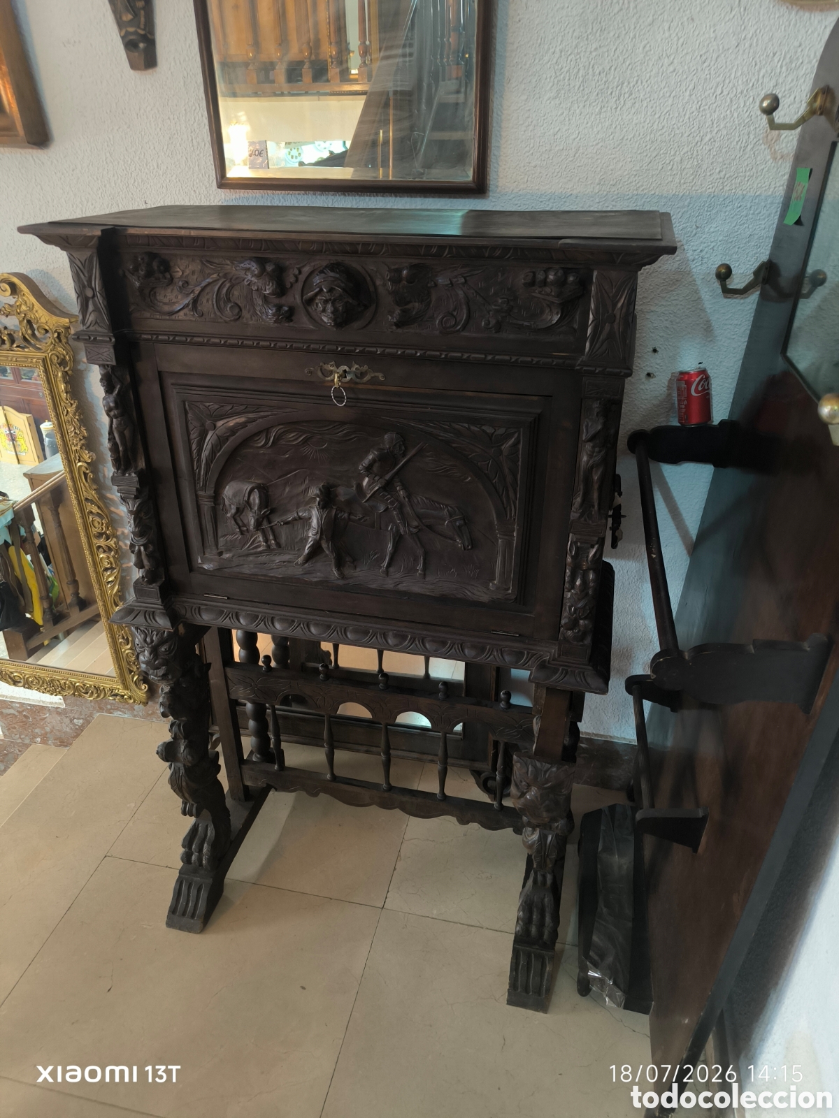 Antig&uuml;edades: Mueble bargue&ntilde;o tallado