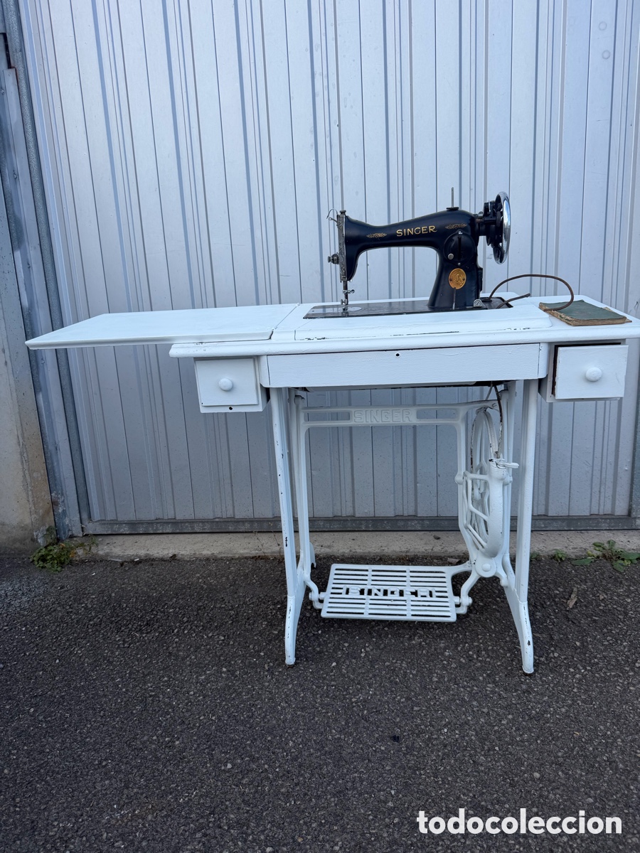 Antig&uuml;edades: M&aacute;quina de coser Singer pedal 1939