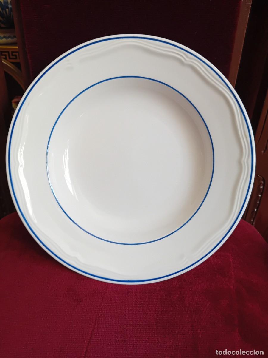 Antig&uuml;edades: Plato hondo de Vargas Segovia d&eacute;cada de los 40/50