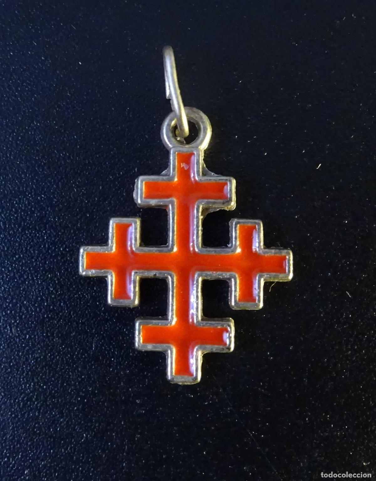 Antig&uuml;edades: MEDALLA CRUZ DE JERUSALEN O DE LAS CRUZADAS. 2 X 1,5 CM