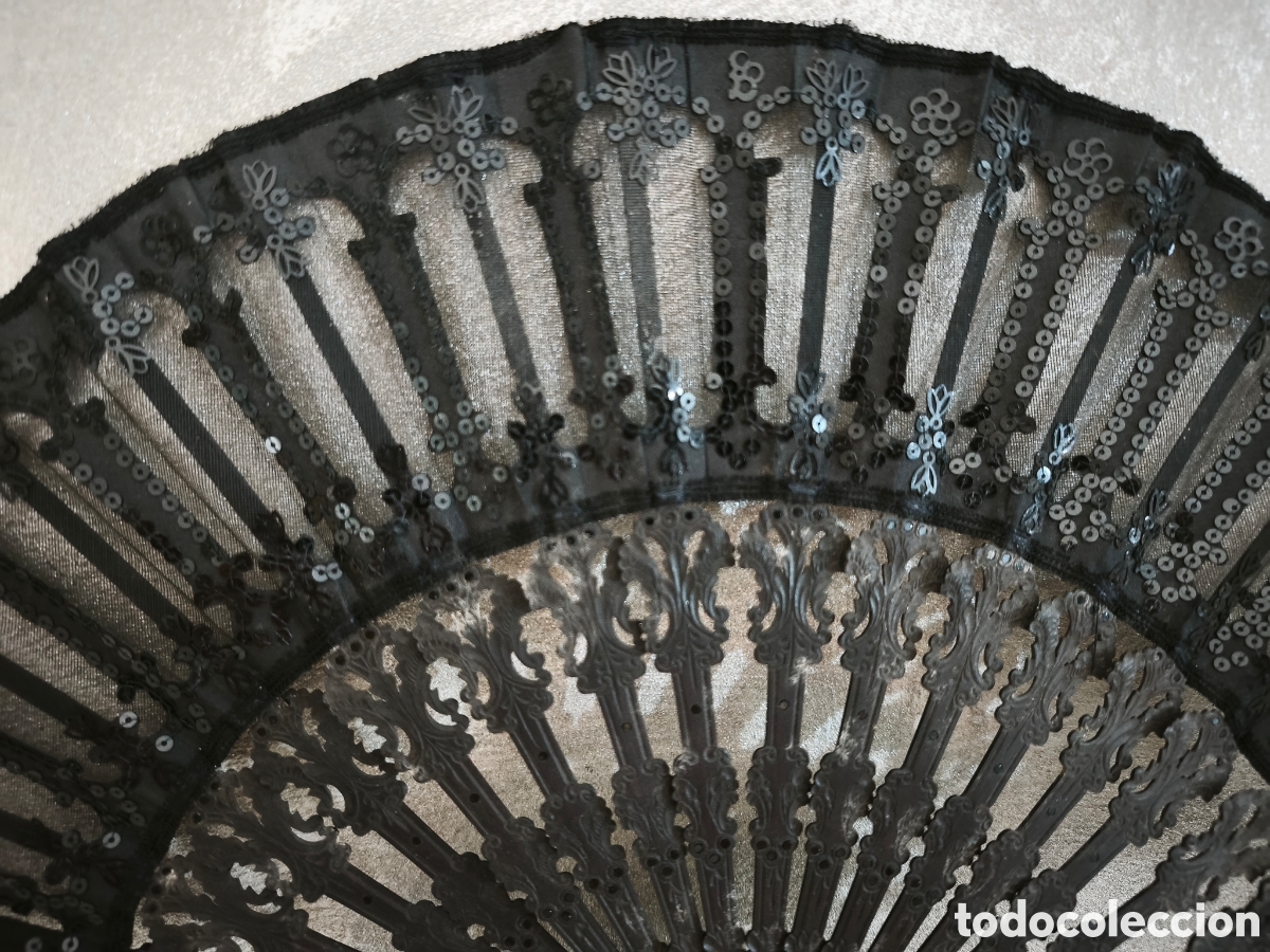 Antig&uuml;edades: ANTIGUO ABANICO ART DEC&Oacute; MADERA CALADA
