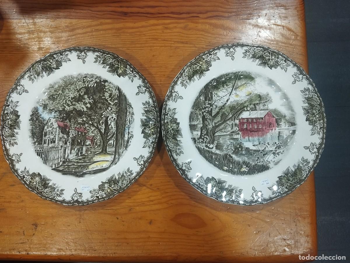 Antig&uuml;edades: PAREJA DE PLATOS INGLESES JOHNSON BRIS THE FRIENDLY VILLAGE.