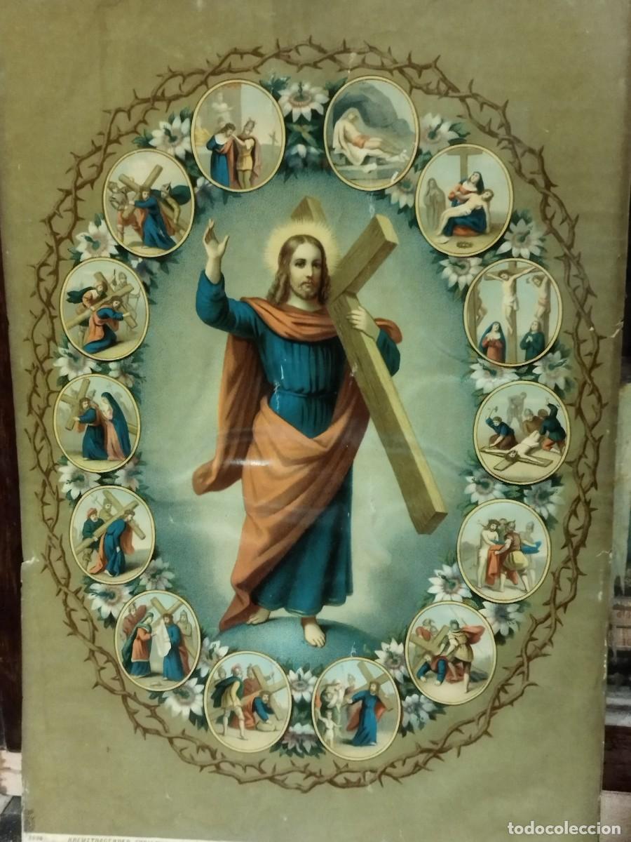 Antig&uuml;edades: Antigua L&aacute;mina Religiosa: Jes&uacute;s Llevando la Cruz y las 14 Estaciones del Viacrucis