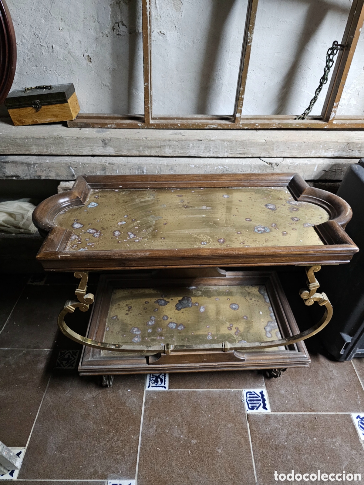 Antig&uuml;edades: Mesa camarera Victoriana a&ntilde;os 30