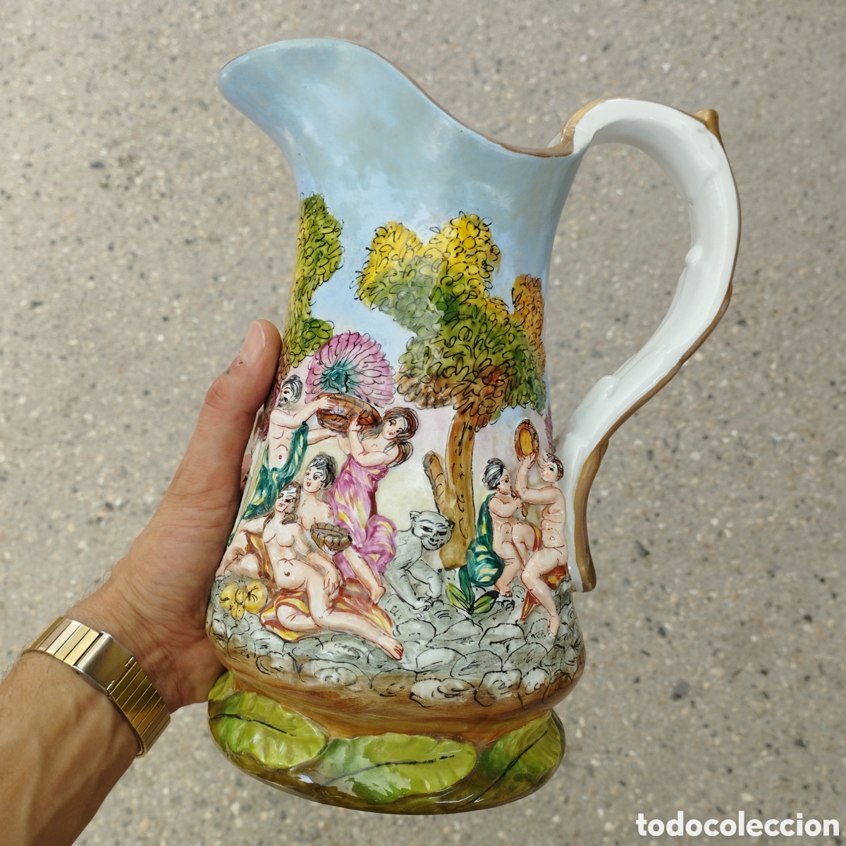 Antig&uuml;edades: Jarra Cer&aacute;mica Relieves Estilo Capodimonte Antigua