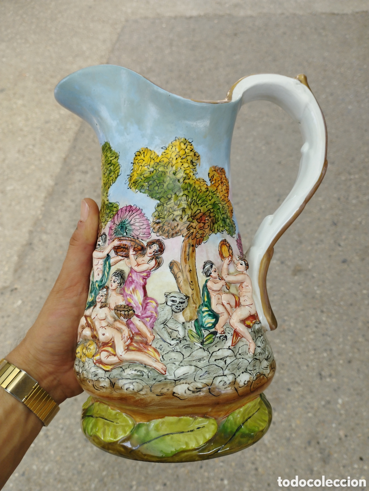 Antig&uuml;edades: Jarra Cer&aacute;mica Relieves Estilo Capodimonte Antigua